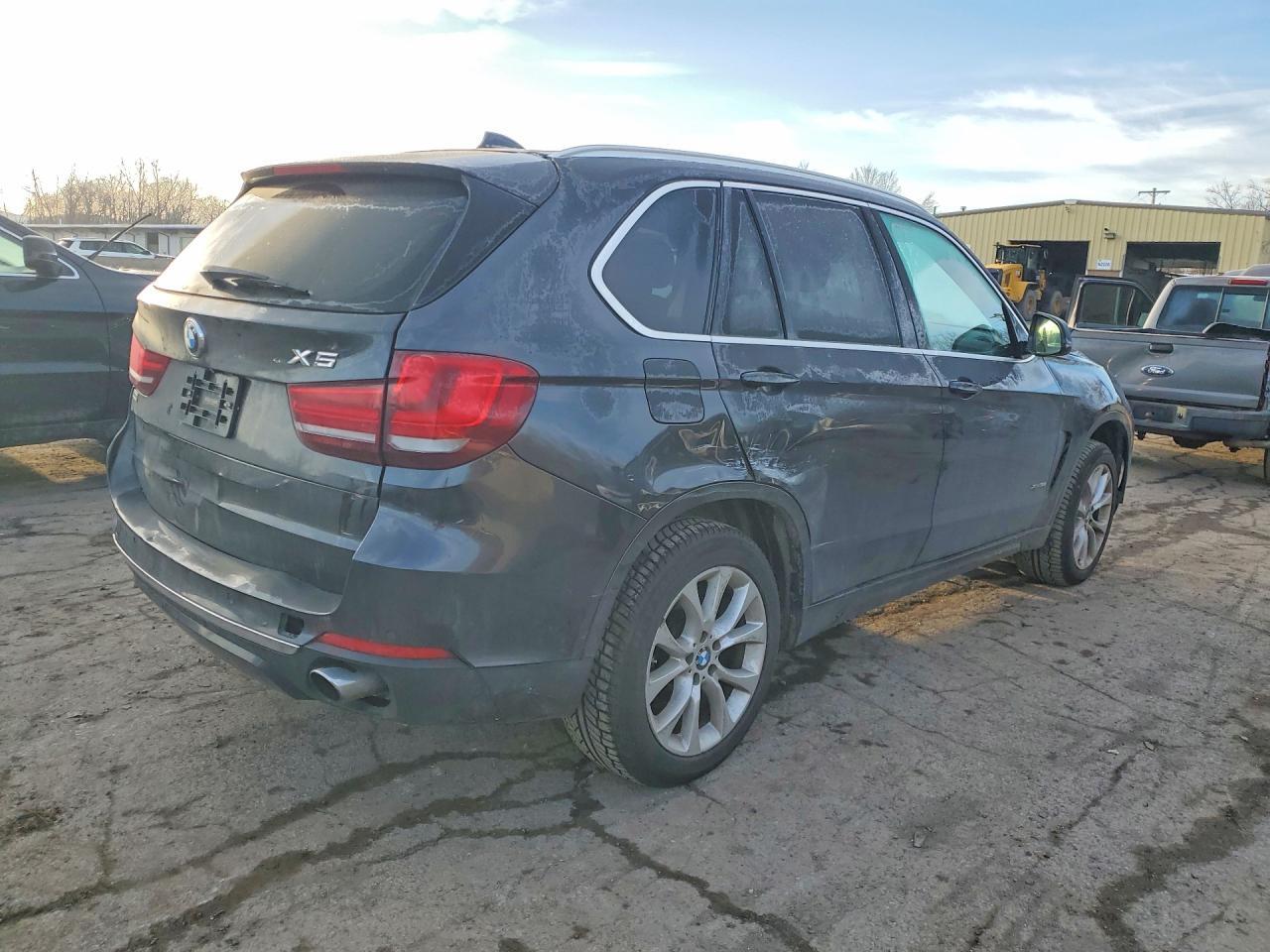 2015 BMW X5 XDRIVE35I — Фото 3 из 13