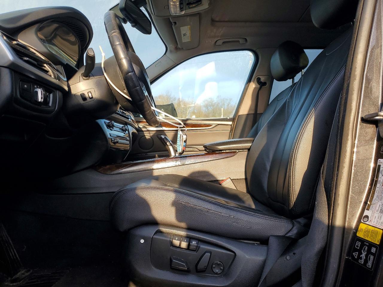 2015 BMW X5 XDRIVE35I — Фото 7 из 13
