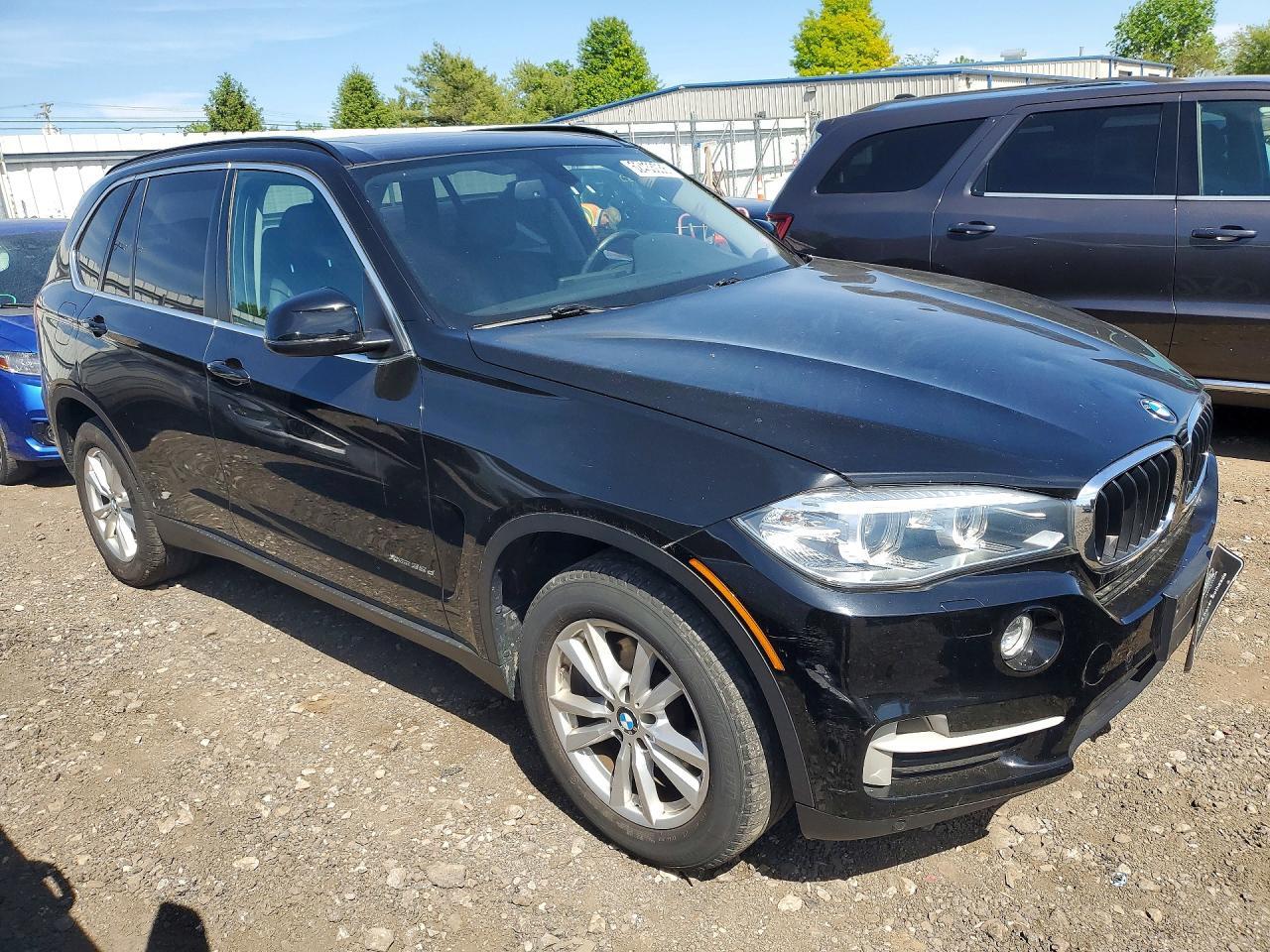 2015 BMW X5 XDRIVE35D — Фото 4 из 12