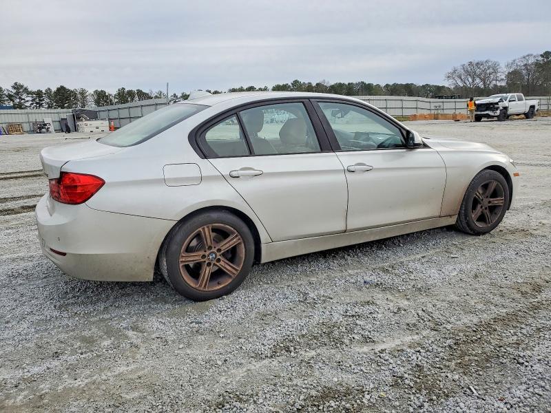 2014 BMW 328 I — Фото 3 из 12