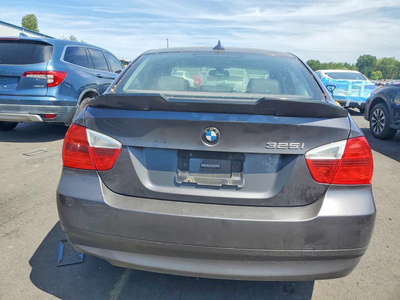 2006 BMW 325 I — Фото 6 из 12