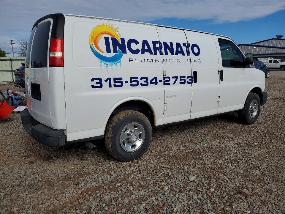 2015 CHEVROLET EXPRESS G3500 DELIVERY VAN — Фото 3 из 13