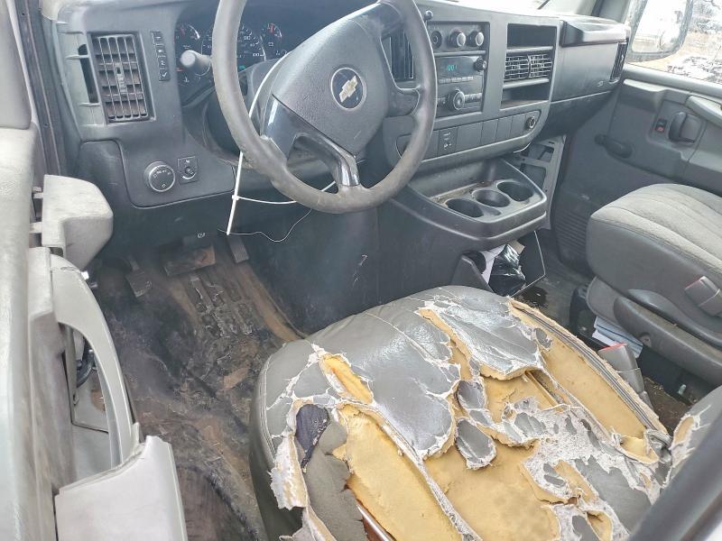 2008 CHEVROLET EXPRESS G1500 — Фото 8 из 13