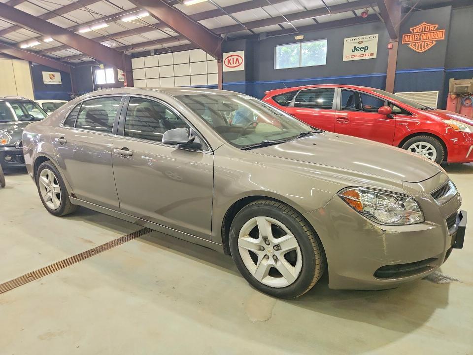 2011 CHEVROLET MALIBU LS — Фото 4 из 12