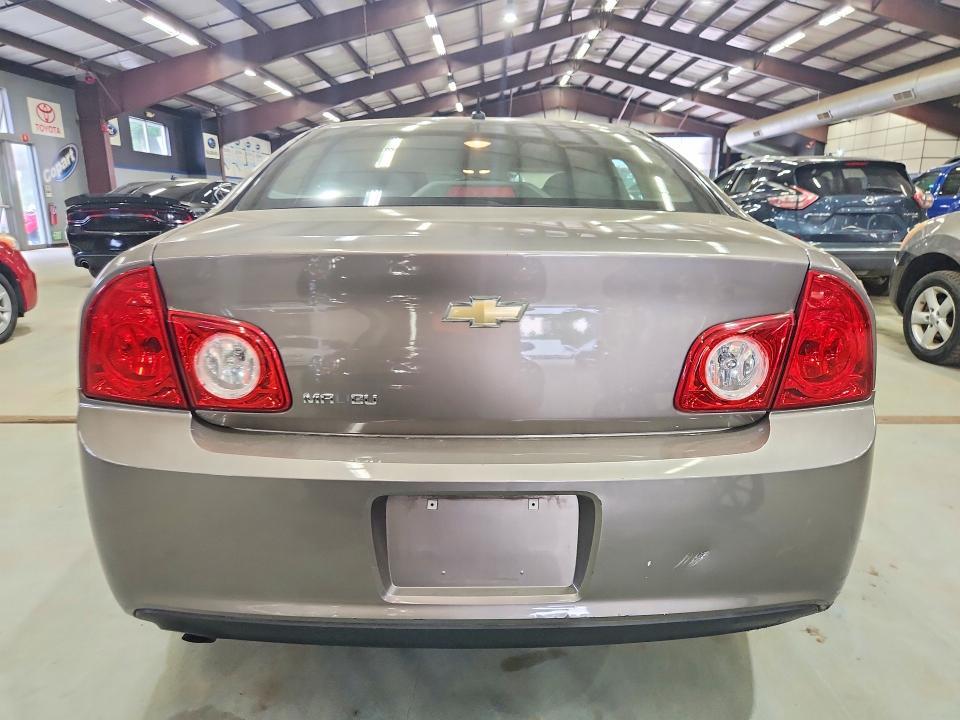 2011 CHEVROLET MALIBU LS — Фото 6 из 12