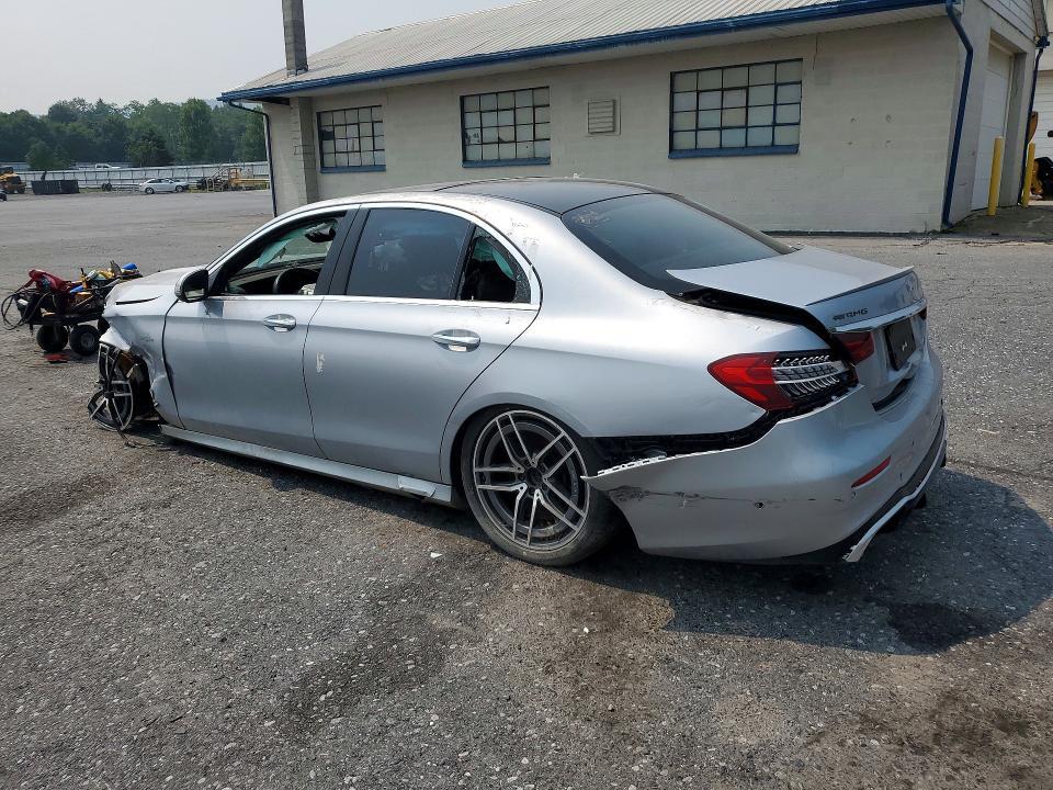 2021 MERCEDES-BENZ E AMG 53 4MATIC — Фото 2 из 12