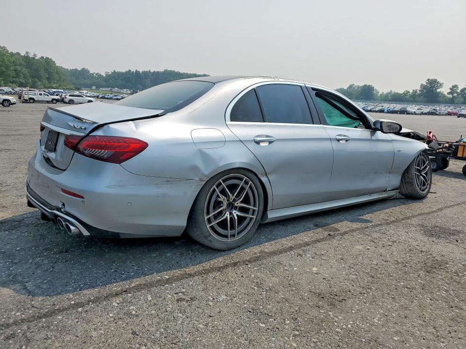 2021 MERCEDES-BENZ E AMG 53 4MATIC — Фото 3 из 12