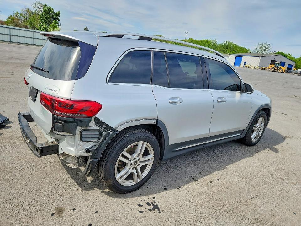 2021 MERCEDES-BENZ GLB 250 4MATIC — Фото 3 из 14