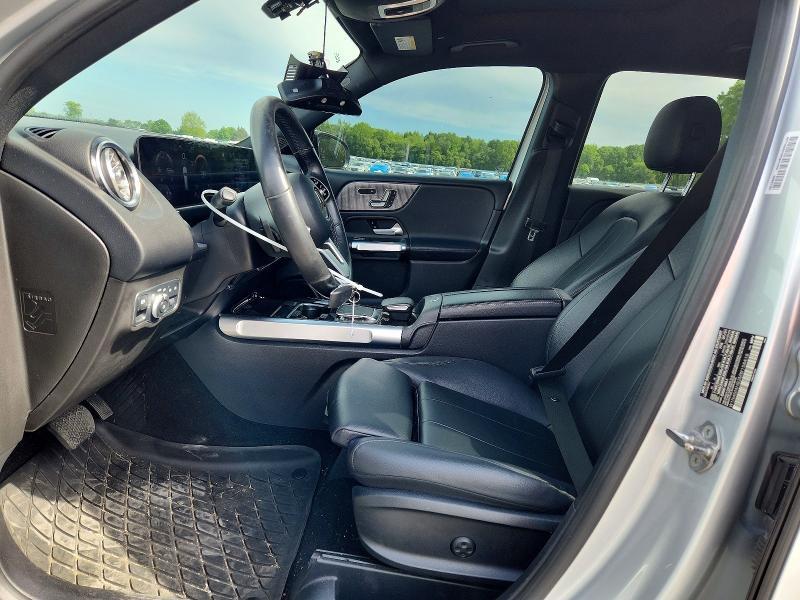 2021 MERCEDES-BENZ GLB 250 4MATIC — Фото 7 из 14