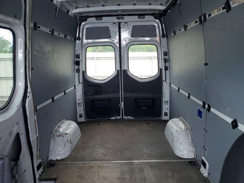2021 MERCEDES-BENZ SPRINTER 2500 — Фото 10 из 13