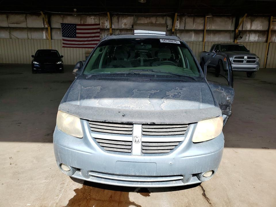 2005 DODGE GRAND CARAVAN SXT — Фото 5 из 13