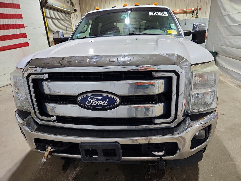 2011 FORD F250 SUPER DUTY — Фото 5 из 12