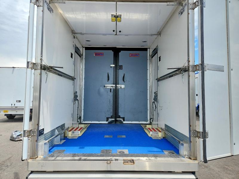 2023 FORD E350 REFRIGERATED BOX TRUCK — Фото 10 из 13