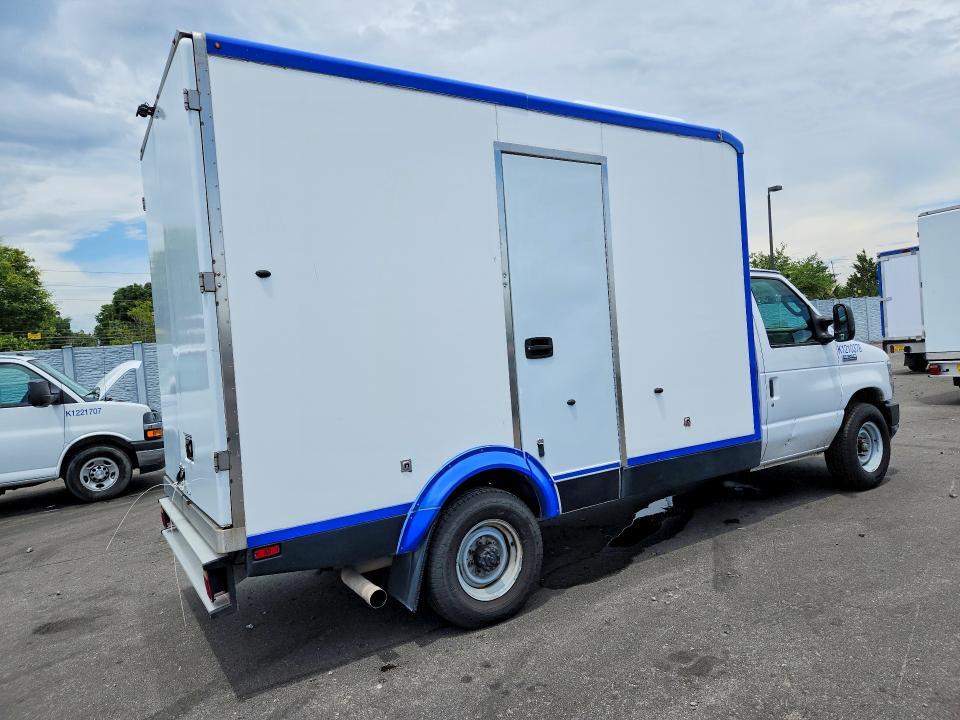 2023 FORD E350 REFRIGERATED BOX TRUCK — Фото 3 из 13