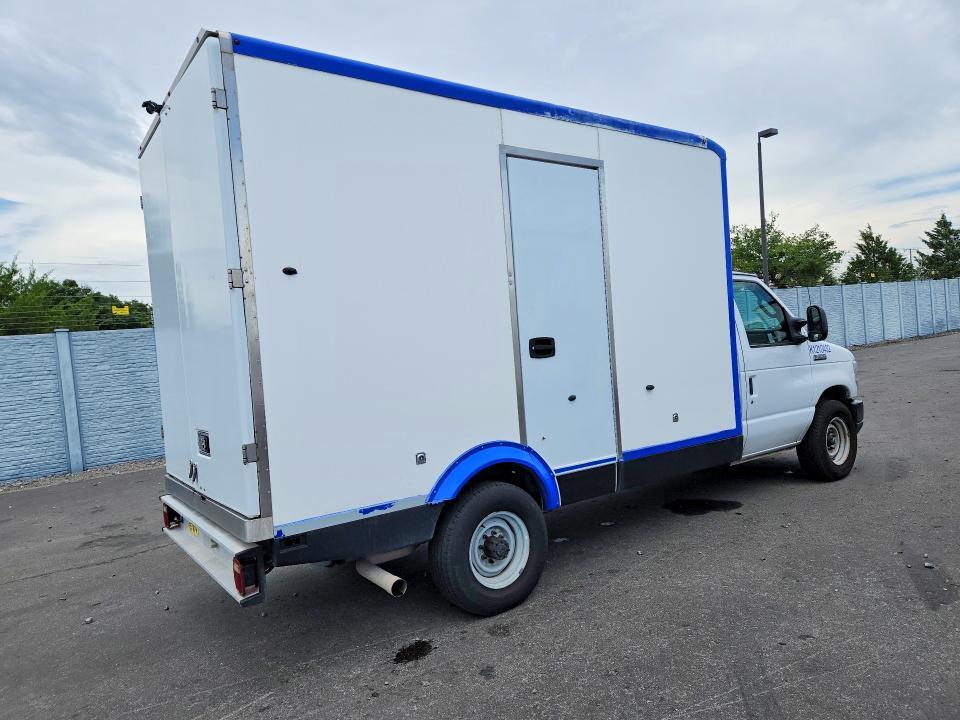 2023 FORD E350 REFRIGERATED BOX TRUCK — Фото 3 из 13