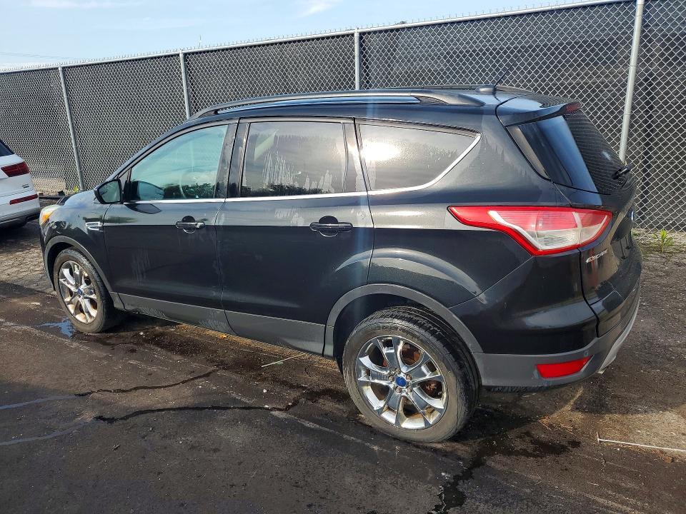 1FMCU9GX0EUD61717 2014 FORD ESCAPE photo no. 2
