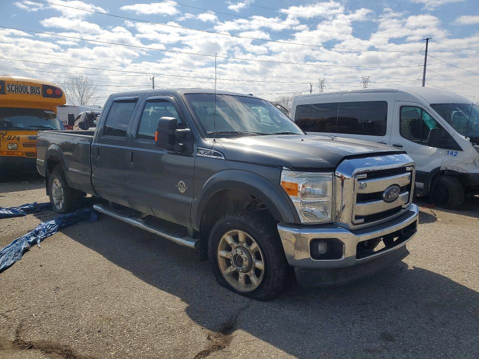 2015 FORD F350 LARIAT SRW 4WD 6.7L V8 TDSL CREW — Фото 4 из 12