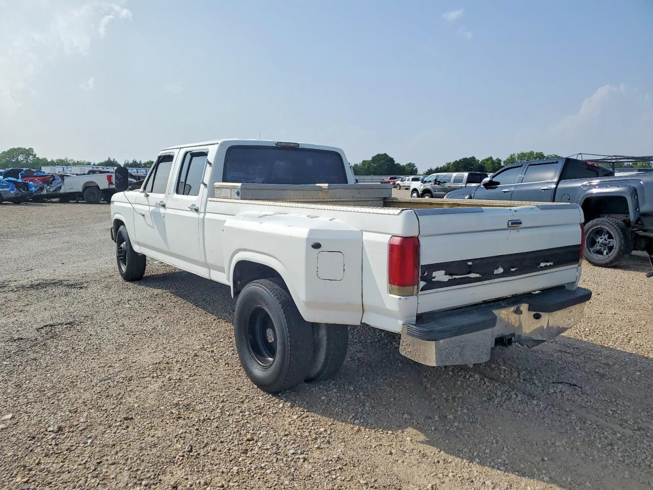 1986 FORD F350 — Фото 3 из 10