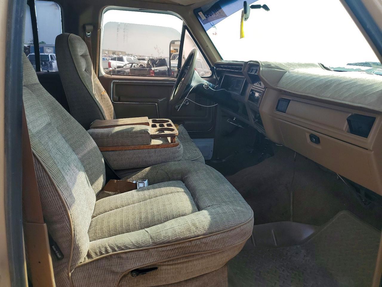 1986 FORD F350 — Фото 5 из 10