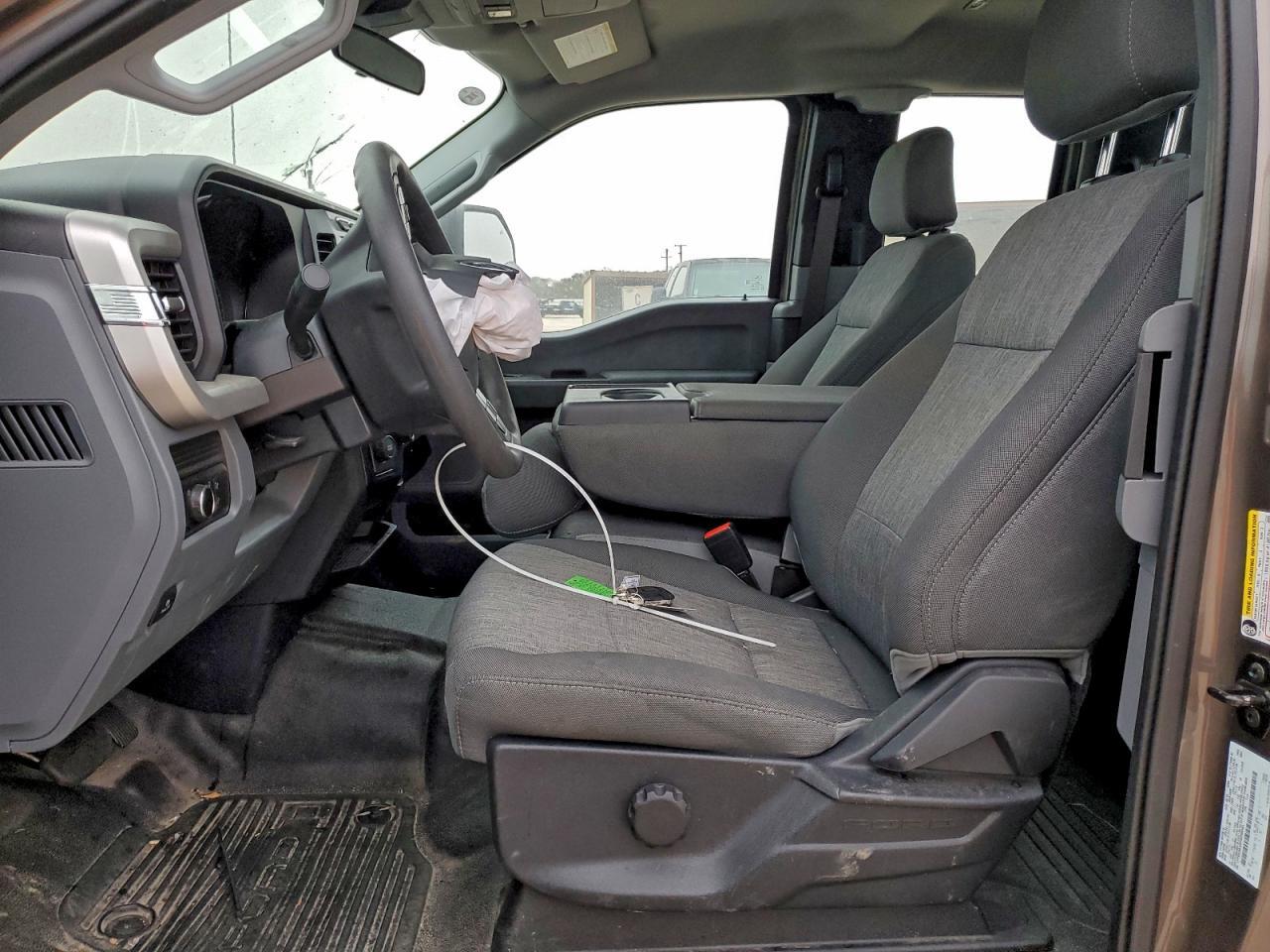 2023 FORD F350 XL RWD 6.8L V-8 LONG BOX — Фото 7 из 12