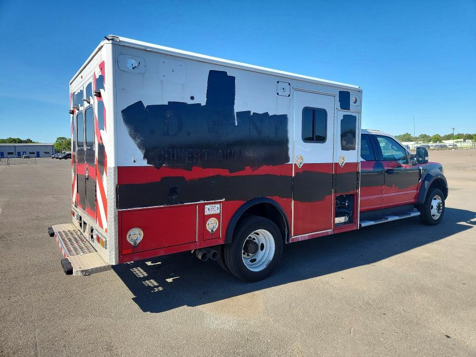 1FD0X5HT2HED73073 2017 FORD F550 photo no. 3