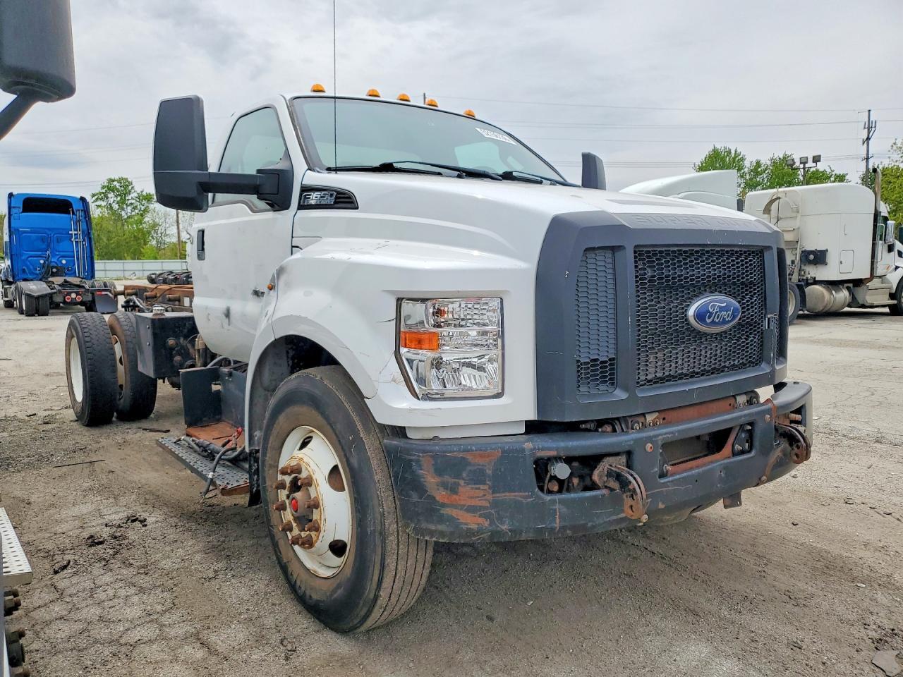 2017 FORD F650 SUPER DUTY — Фото 4 из 12