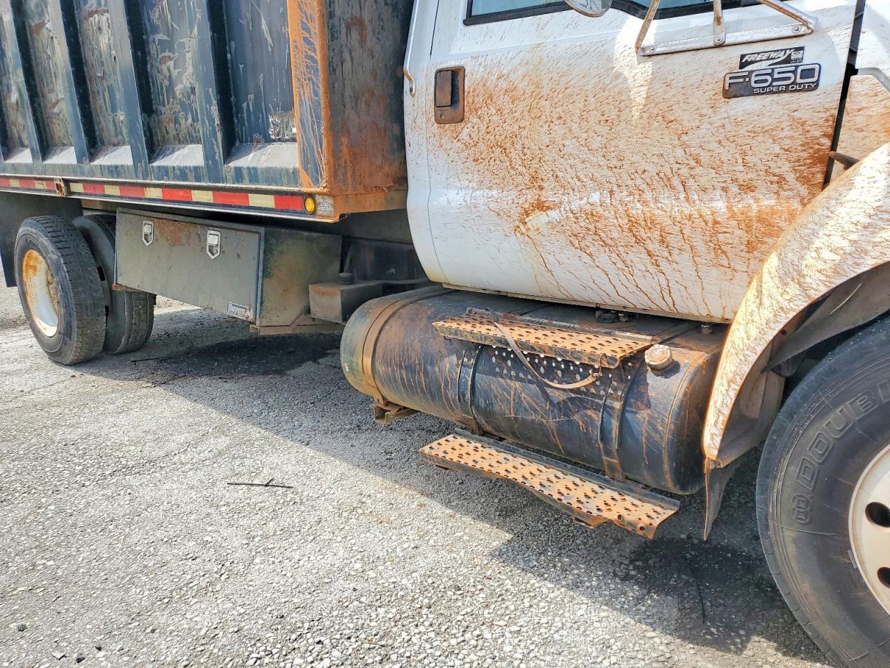 2007 FORD F650 SUPER DUTY DUMP TRUCK — Фото 9 из 10