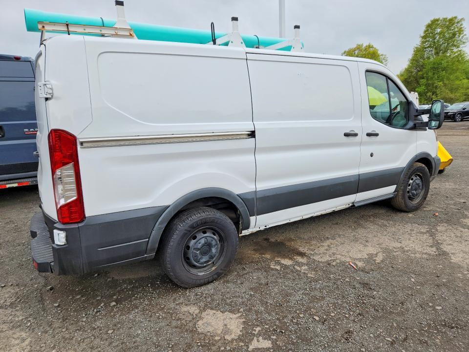 2016 FORD TRANSIT T-150 — Фото 3 из 13