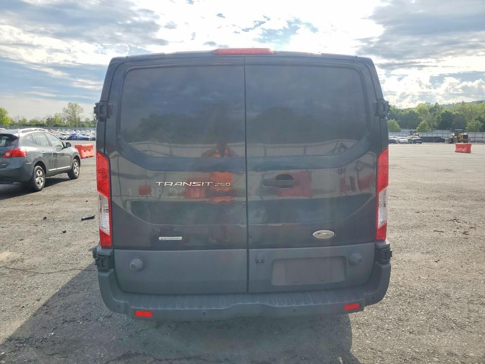 2015 FORD TRANSIT T-250 — Фото 6 из 13