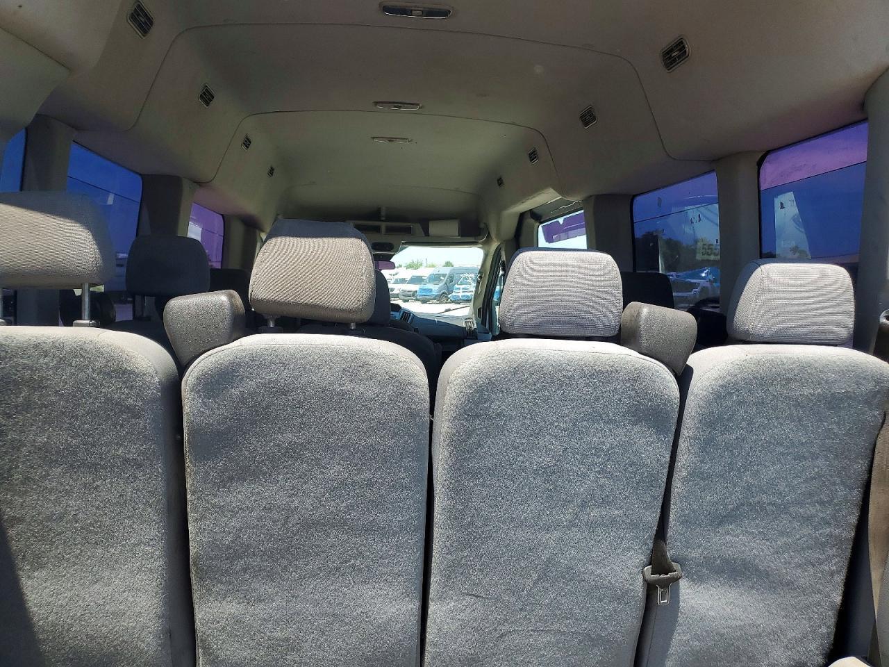 2017 FORD TRANSIT T-350 — Фото 10 из 12