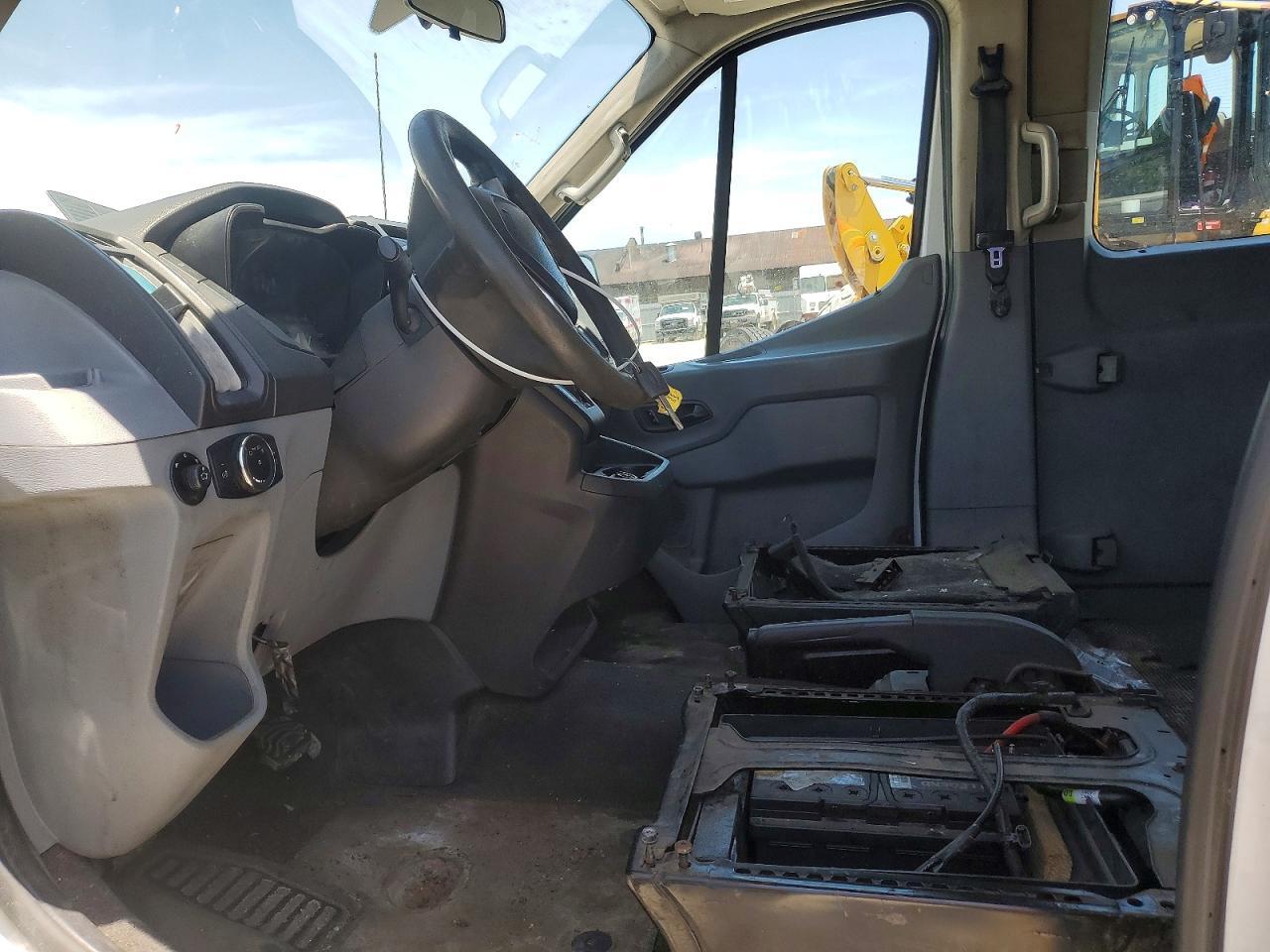 2017 FORD TRANSIT T-350 — Фото 7 из 12