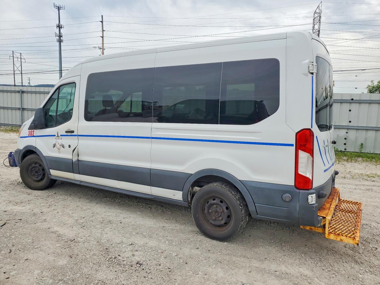 2016 FORD TRANSIT T-350 — Фото 2 из 14