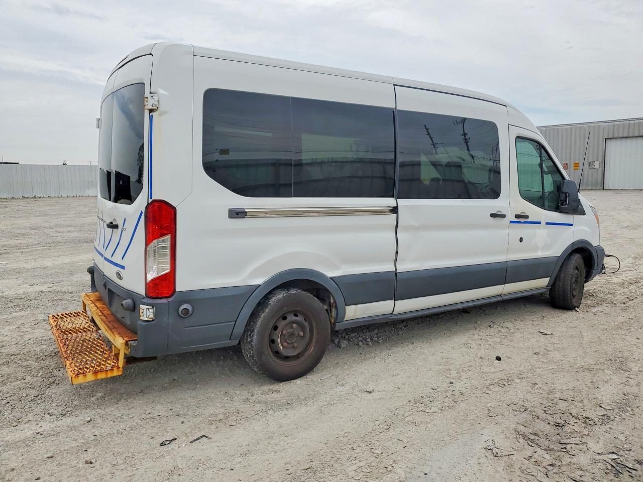 2016 FORD TRANSIT T-350 — Фото 3 из 14