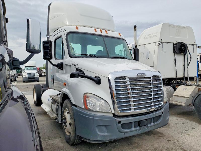 2018 FREIGHTLINER CASCADIA 113 SEMI TRUCK