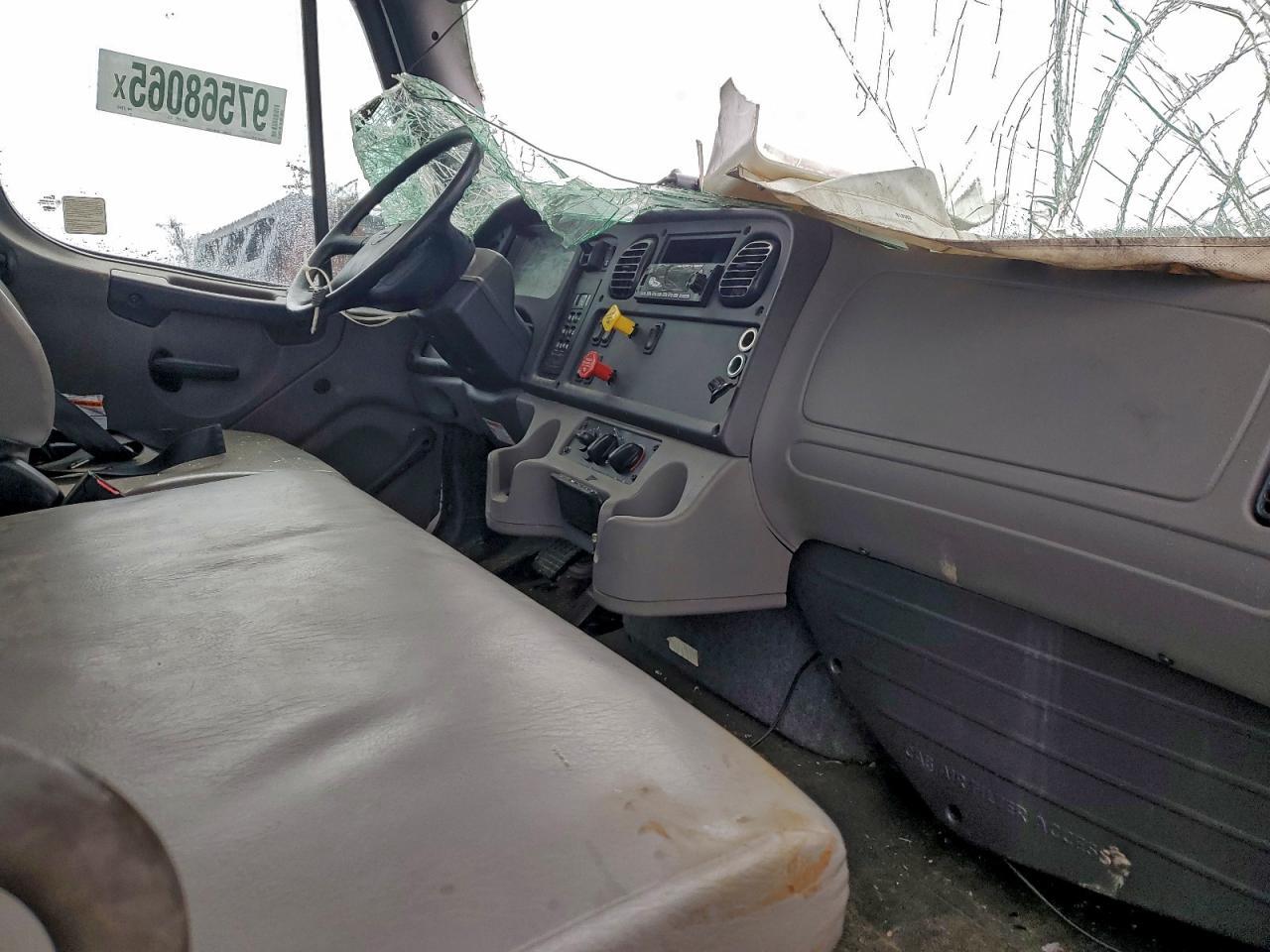 2024 FREIGHTLINER BUSINESS CLASS M2 BUCKET TRUCK — Фото 5 из 10