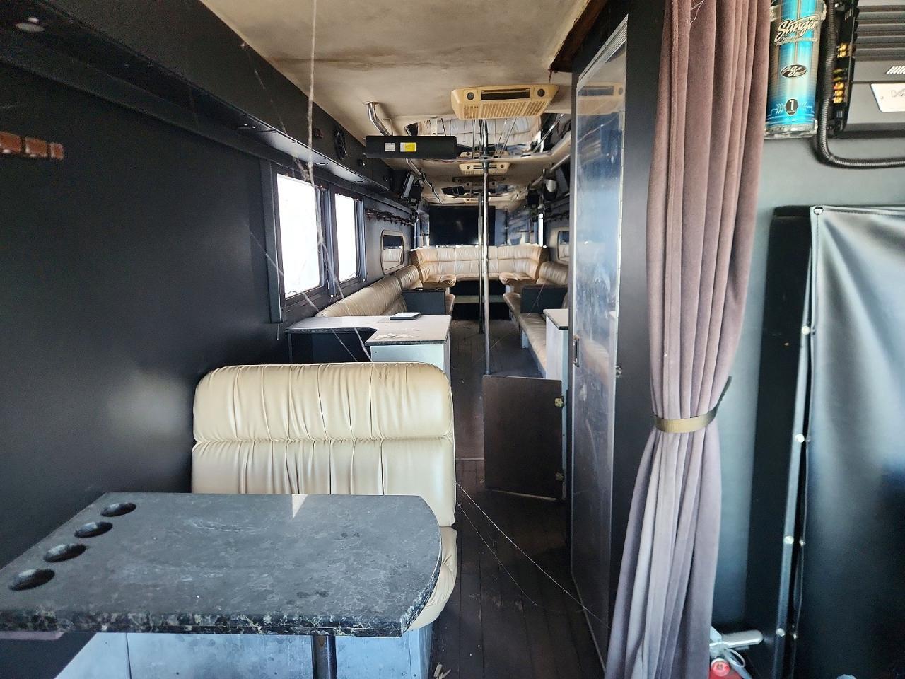 2006 FREIGHTLINER CHASSIS M LINE LIMO BUS — Фото 6 из 10