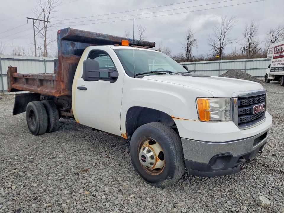 1GD322CG0DF113649 2013 GMC SIERRA photo no. 4