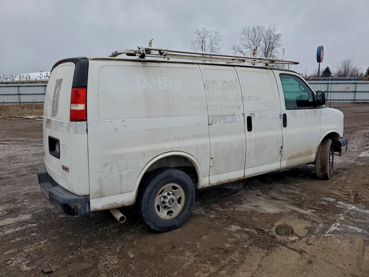 2013 GMC SAVANA G3500 CARGO — Фото 3 из 13