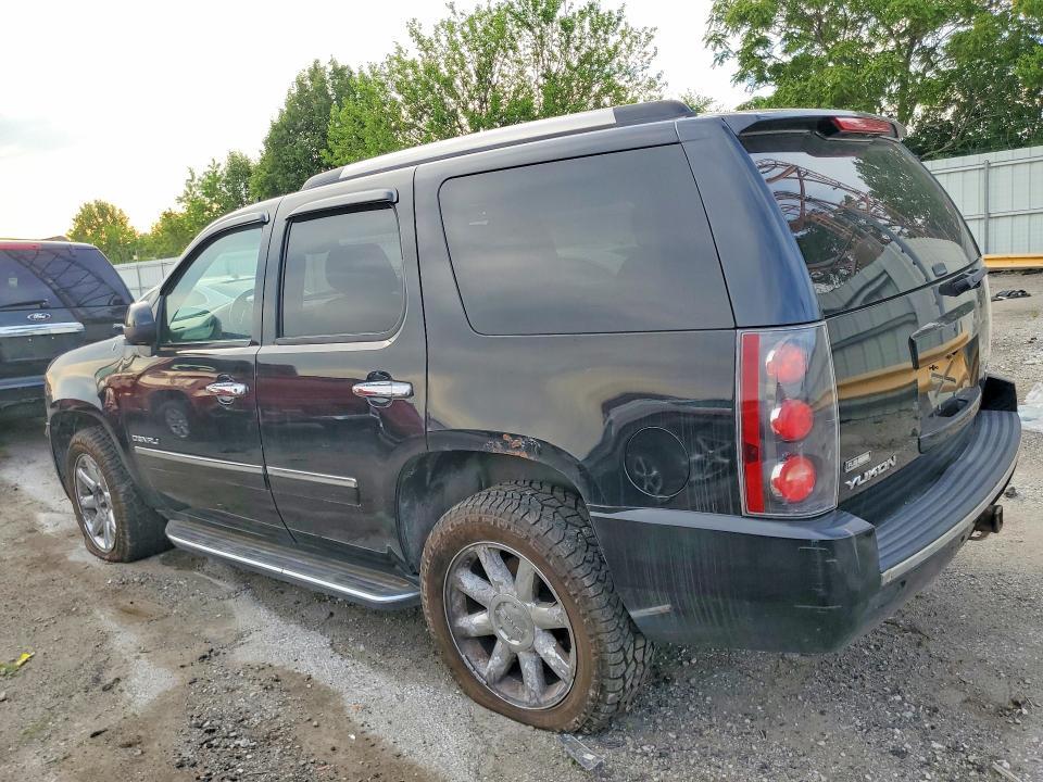 1GKS2EEF8CR294149 2012 GMC YUKON photo no. 2