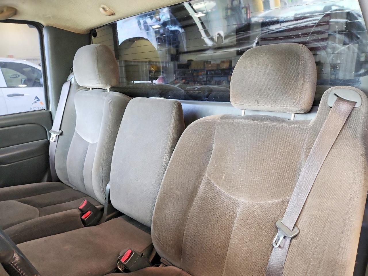 2004 GMC NEW SIERRA C1500 — Фото 10 из 13