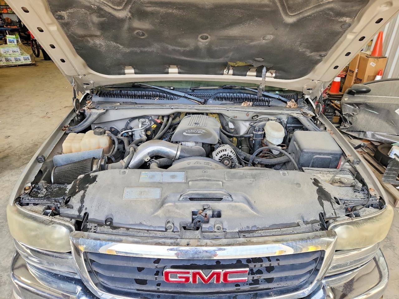 2004 GMC NEW SIERRA C1500 — Фото 12 из 13