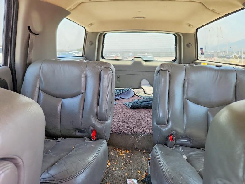 2003 GMC YUKON XL C1500 — Фото 10 из 13