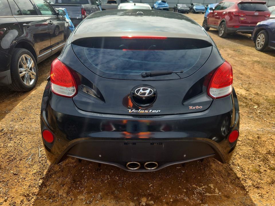 2015 HYUNDAI VELOSTER TURBO — Фото 6 из 12
