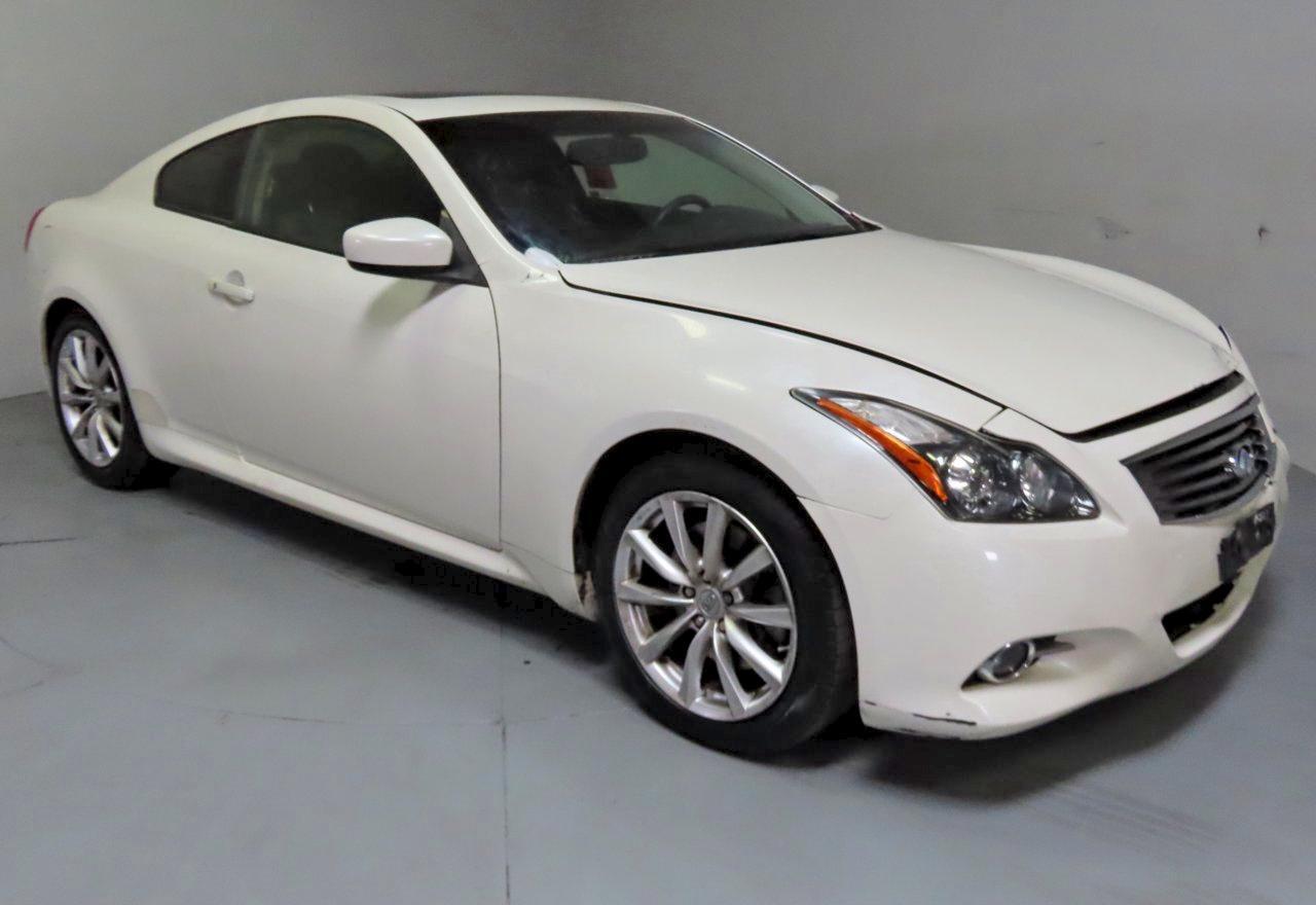 2015 INFINITI Q60 COUPE JOURNEY