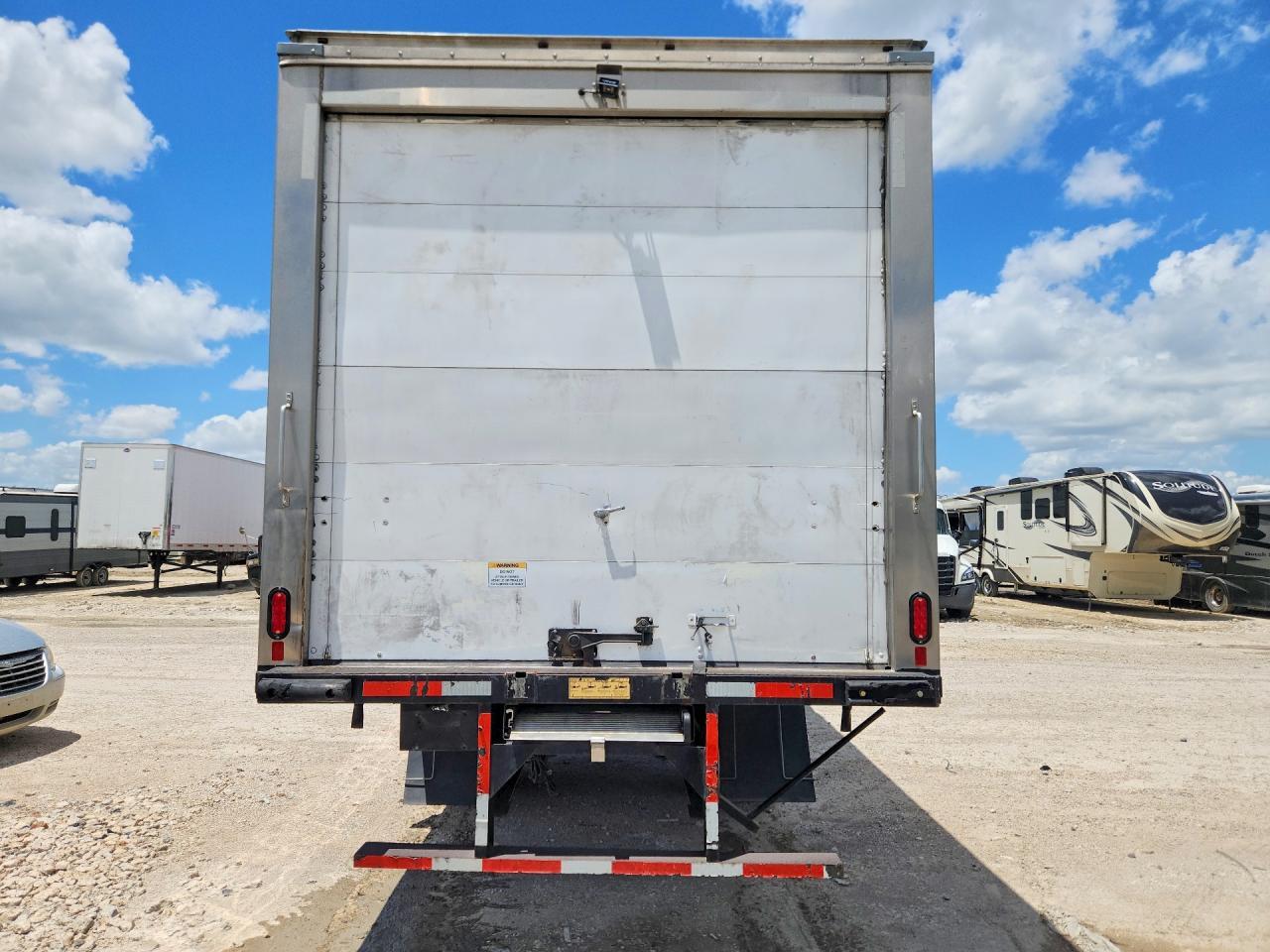 2023 INTERNATIONAL MV607 REFRIGERATED BOX TRUCK — Фото 6 из 14