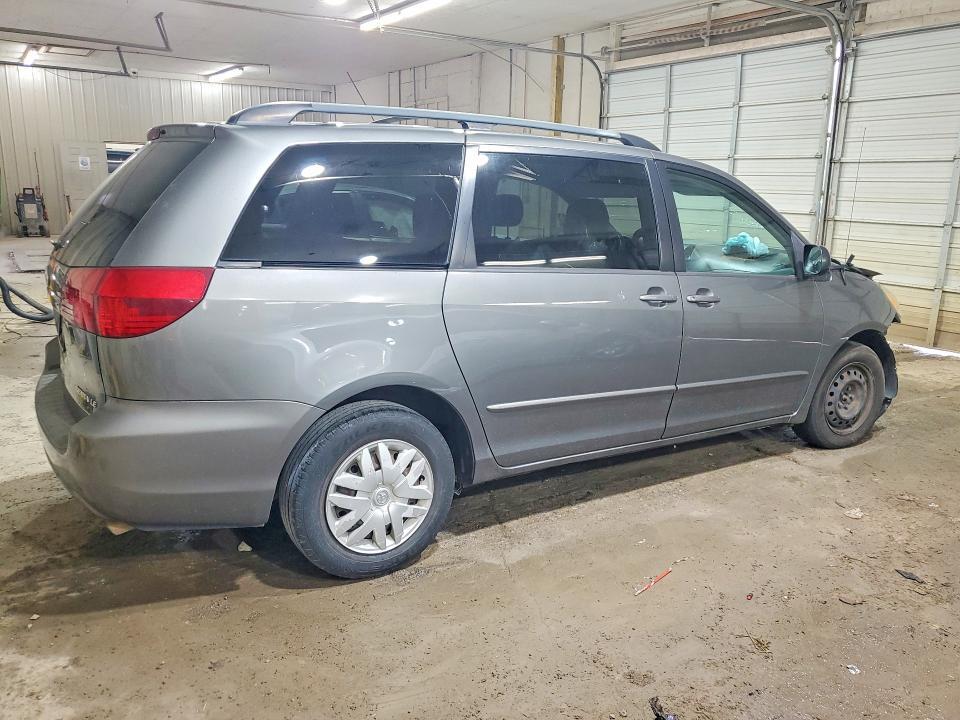 2004 TOYOTA SIENNA LE 7 PASSENGER — Фото 3 из 14