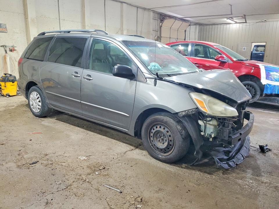 2004 TOYOTA SIENNA LE 7 PASSENGER — Фото 4 из 14