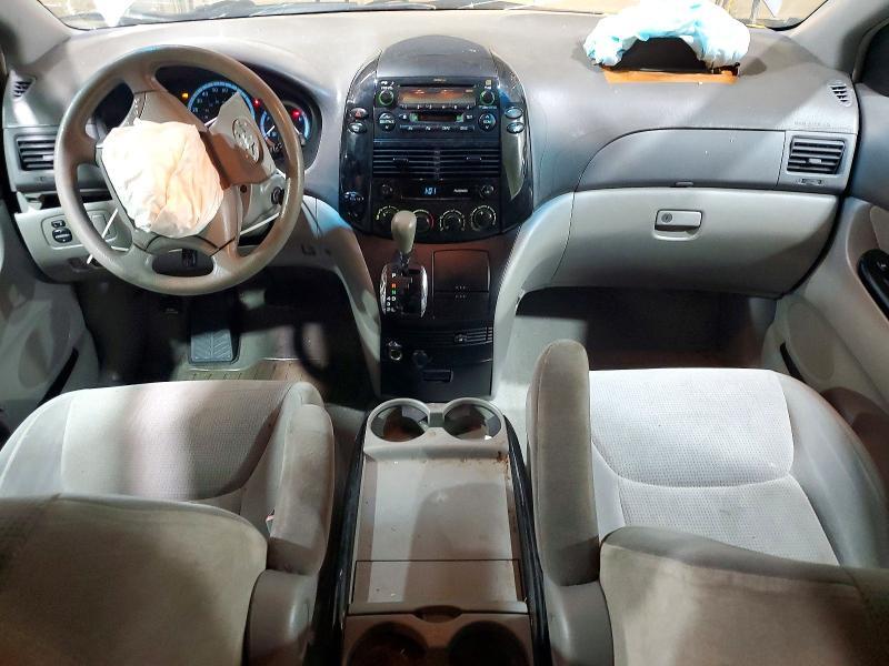 2004 TOYOTA SIENNA LE 7 PASSENGER — Фото 8 из 14