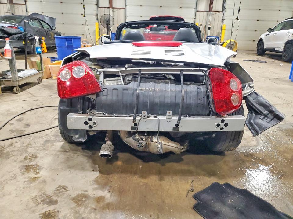 2004 TOYOTA MR2 SPYDER BASE — Фото 6 из 13