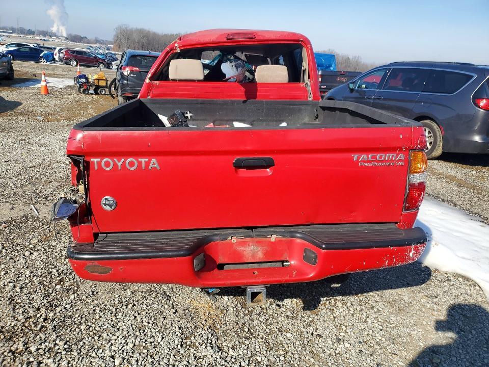 2004 TOYOTA TACOMA — Фото 6 из 11